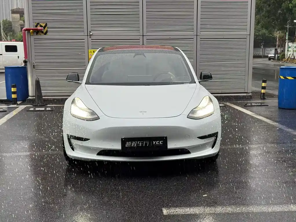 Model 3 imported 2019 long range rear drive version купить на сайте DeffCars