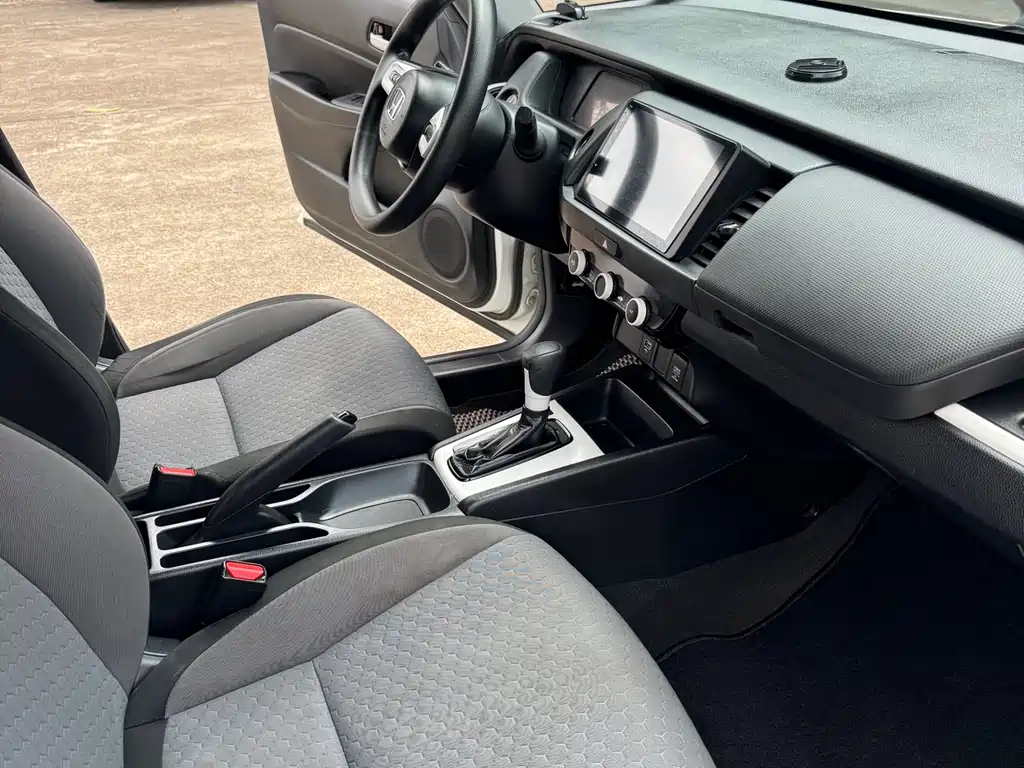Fit 2021 1.5L CVT tide version купить на сайте DeffCars