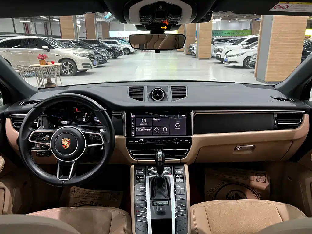 Macan 2018 Macan 2.0T купить на сайте DeffCars