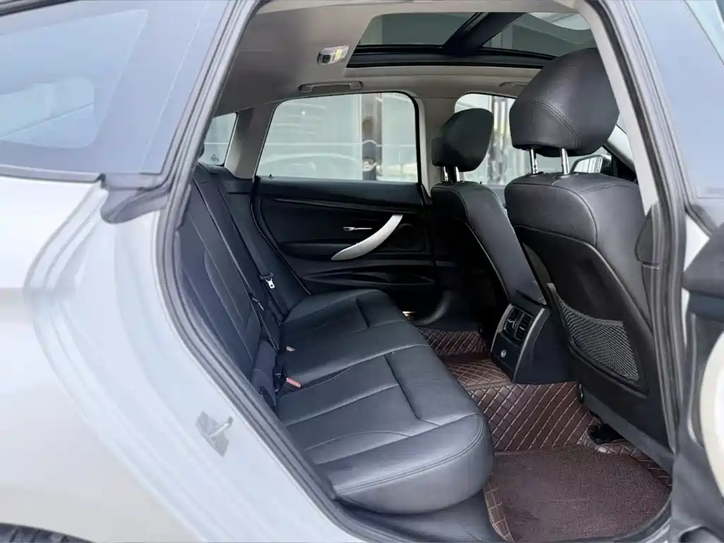 BMW 3 Series GT 2017 320i Fashion Model купить на сайте DeffCars