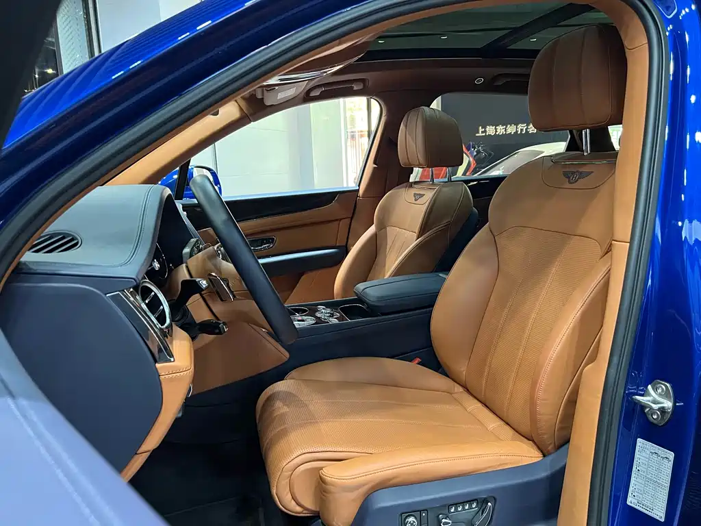 Bentayga 2018 4.0T V8 купить на сайте DeffCars
