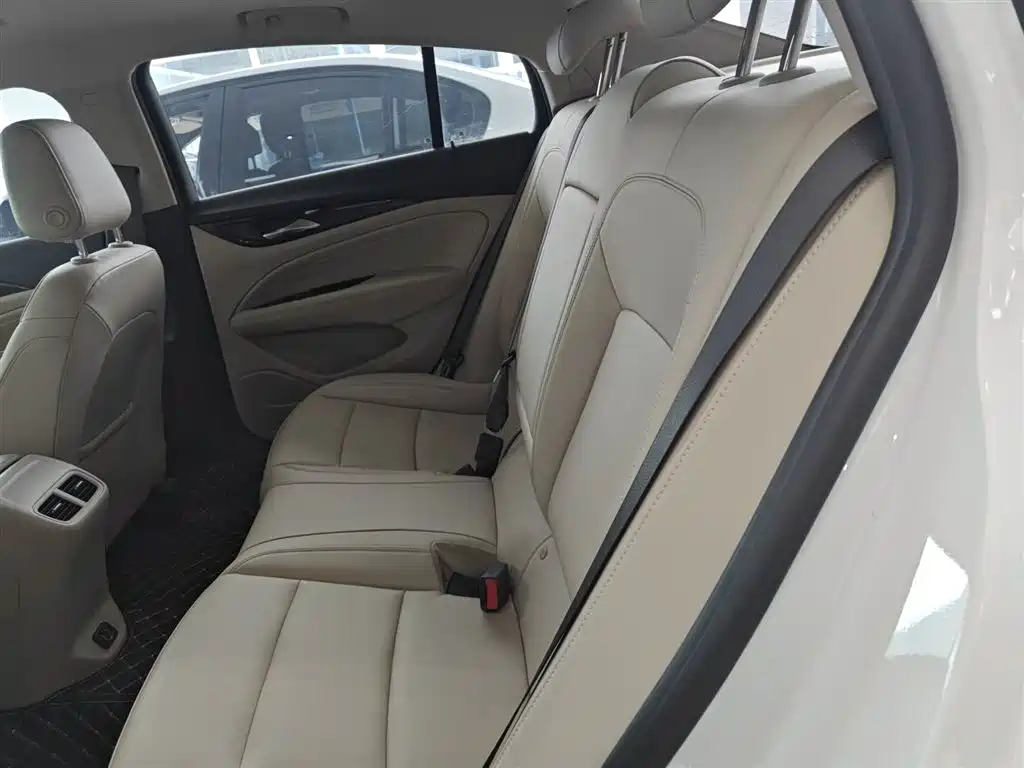 Regal 2020 552T Elite купить на сайте DeffCars