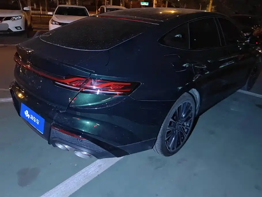 MG7 2023 2.0T Automatic Beauty Hunting Luxury Edition купить на сайте DeffCars