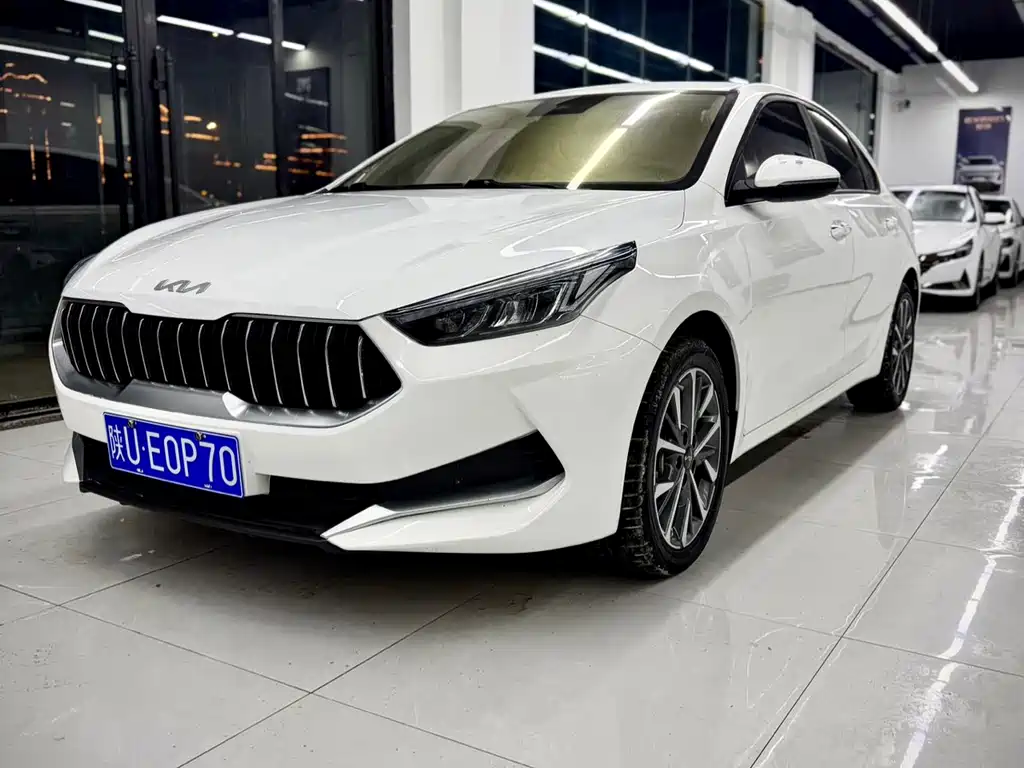 Kia K3 2021 1.5L CVT Fashion Edition купить на сайте DeffCars