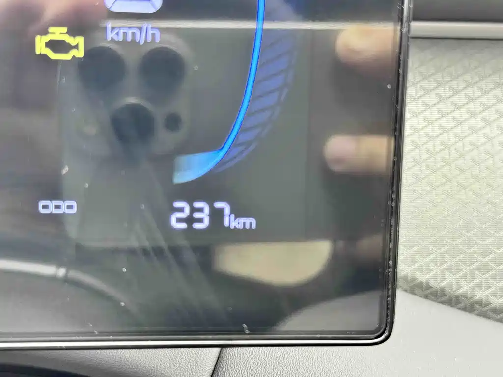 Qin PLUS 2026 DM-i 128KM aggressive model купить на сайте DeffCars