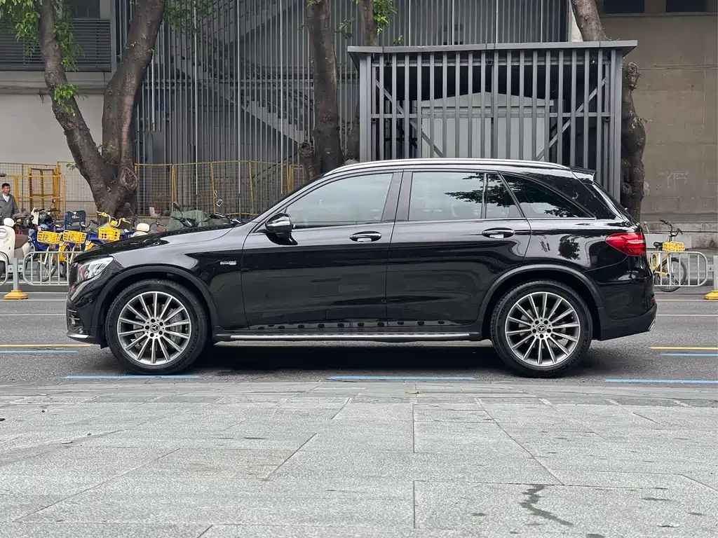 Mercedes-Benz GLC AMG 2017 AMG GLC 43 4MATIC купить на сайте DeffCars