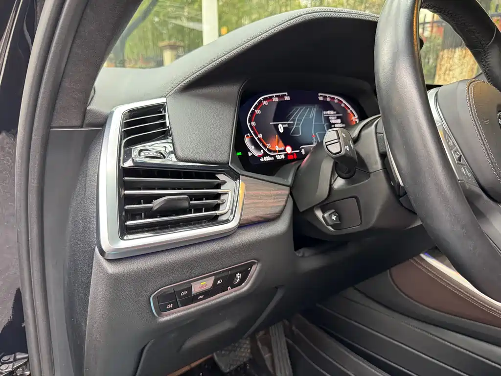 BMW X5 2022 facelift xDrive 40Li M sports package купить на сайте DeffCars