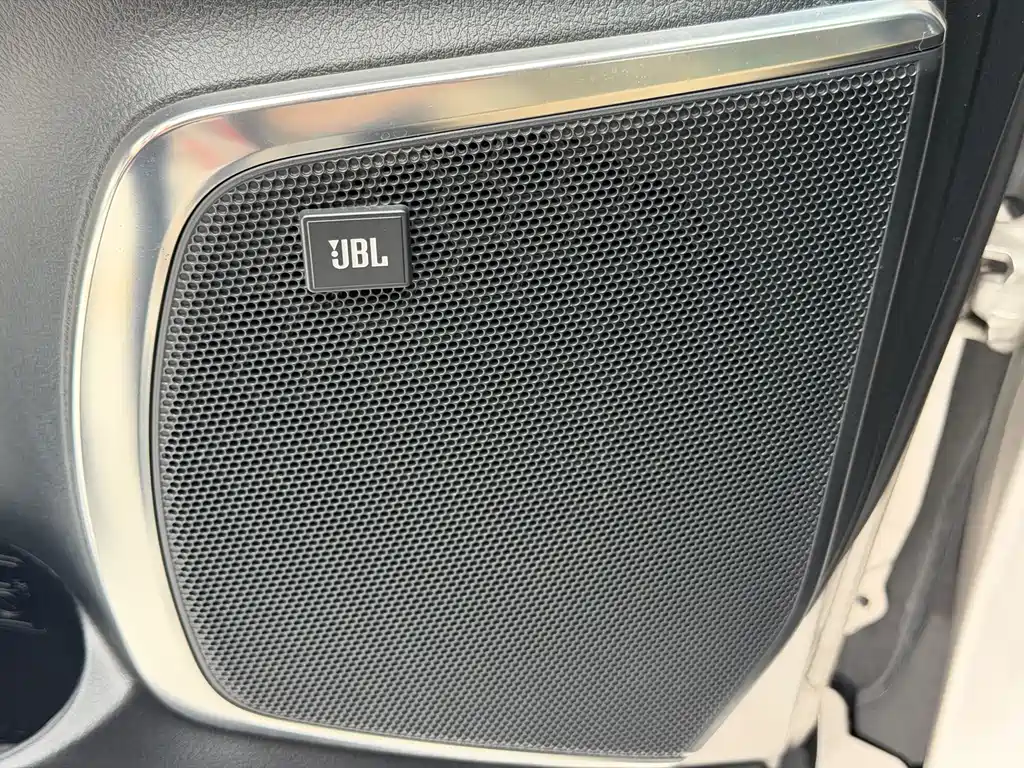 Wilfa 2019 Shuangqing 2.5L HV Premium Edition купить на сайте DeffCars