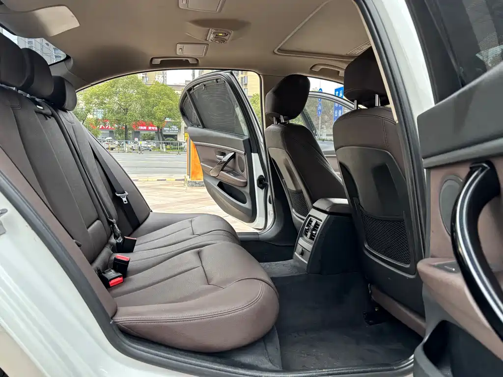 BMW 3 Series 2018 320Li Fashion Model купить на сайте DeffCars