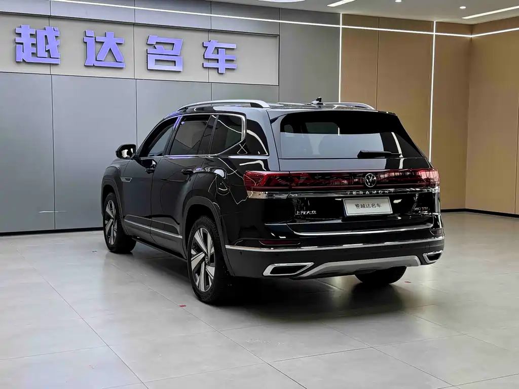 Touron 2024 380TSI four-wheel drive luxury version купить на сайте DeffCars