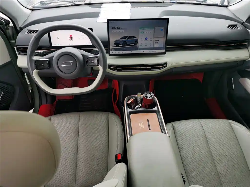 Yueyi 03 2025 565km Premium Edition купить на сайте DeffCars