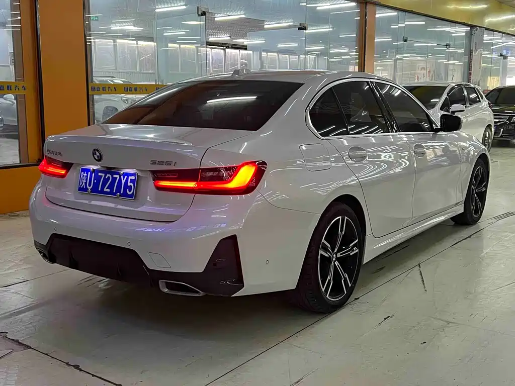 BMW 3 Series 2023 325i M Sports Package купить на сайте DeffCars