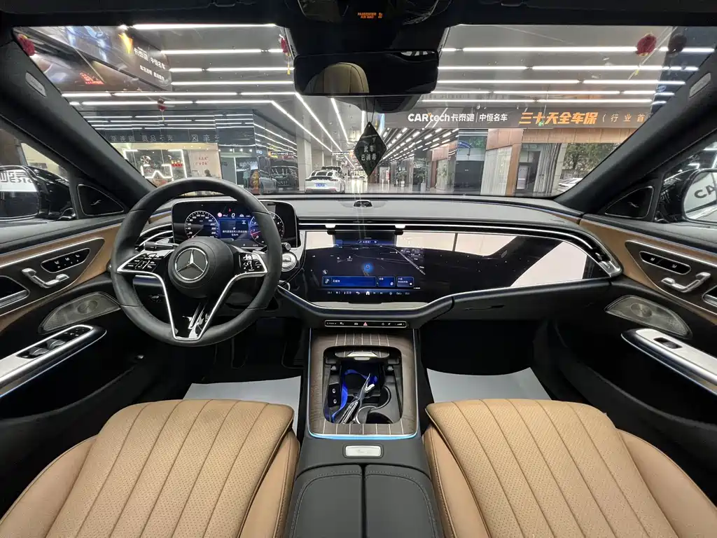 Mercedes-Benz E-Class 2024 E 300 L Luxury Model купить на сайте DeffCars