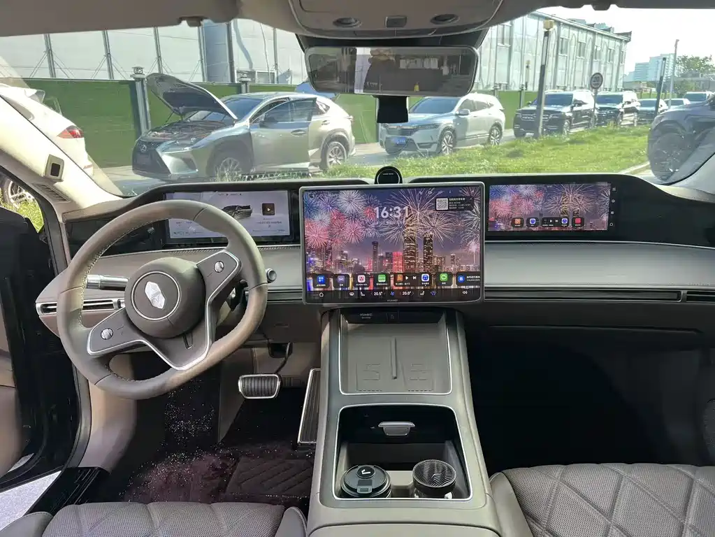 Xiangjie S9T 2025 pure electric rear drive Max 192-line lidar) купить на сайте DeffCars