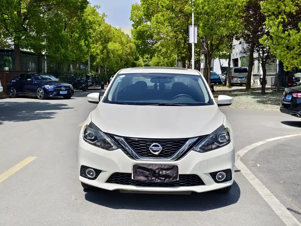 Sylphy 2018 1.6XV CVT Exclusive Edition купить на сайте DeffCars