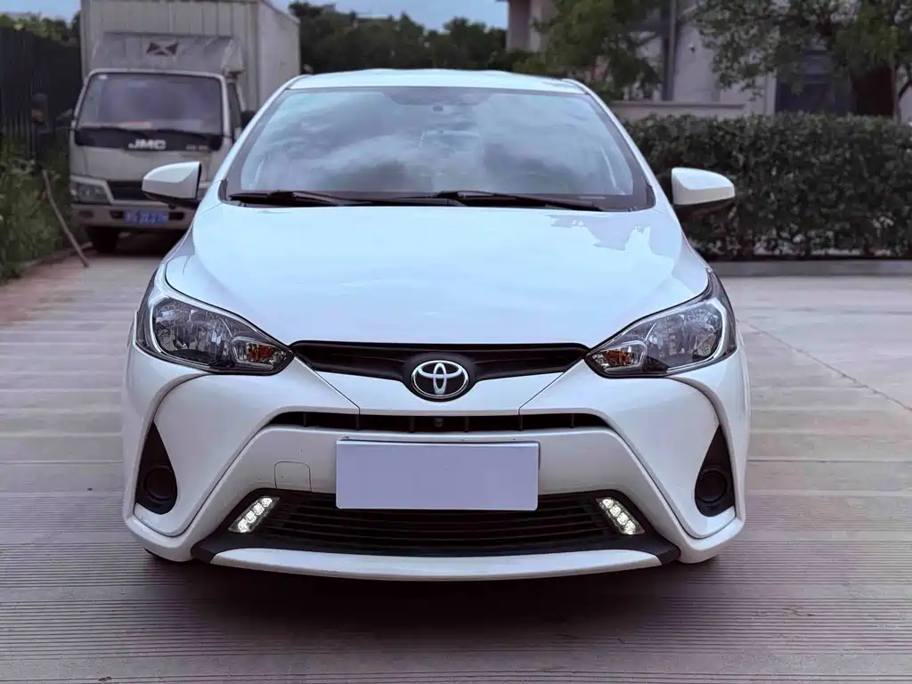 YARiS L 2020 1.5L CVT leading version купить на сайте DeffCars