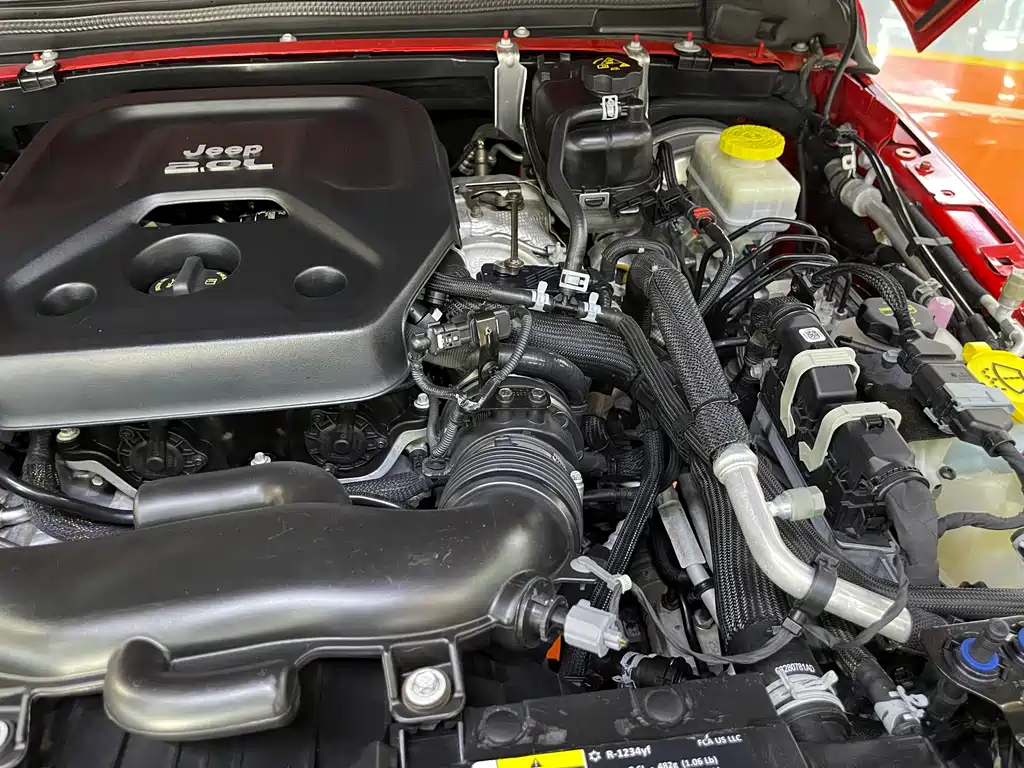 Wrangler 2019 2.0T Sahara four-door version National V купить на сайте DeffCars