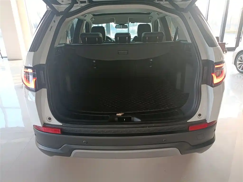 Discovery Sport 2022 200PS Family Edition 5-seater купить на сайте DeffCars