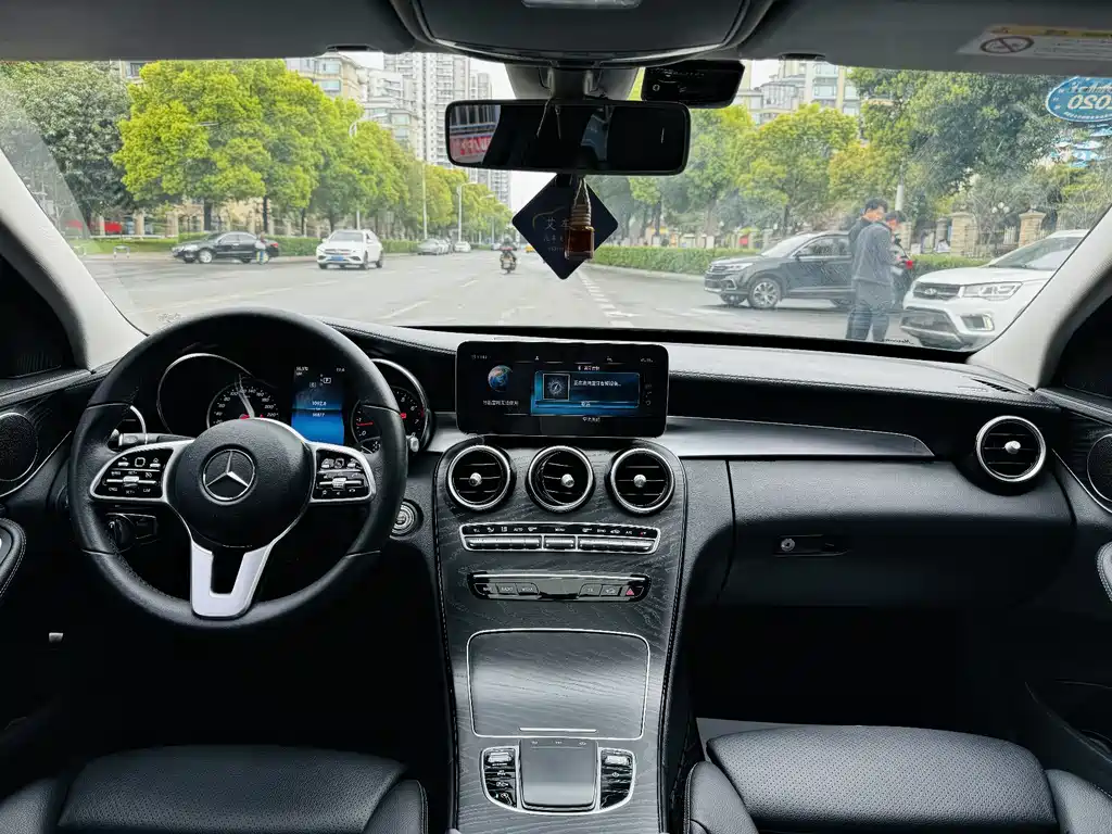 Mercedes-Benz C-Class 2019 C 180 L Fashionable Sports Edition купить на сайте DeffCars