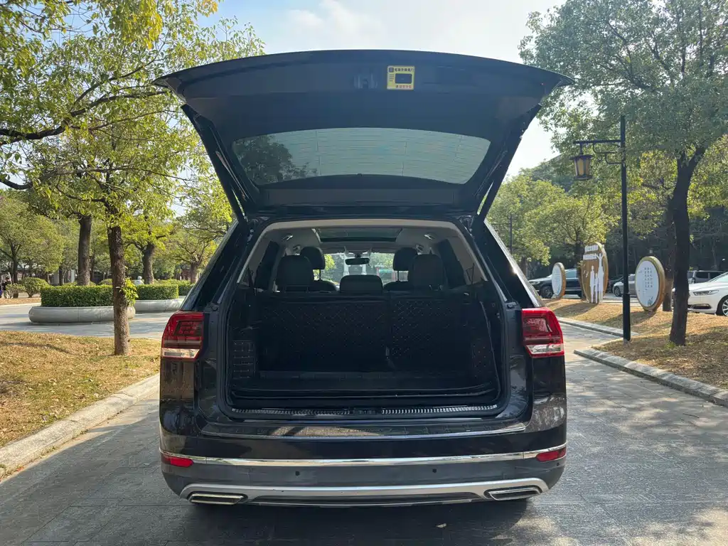 Touron 2020 530 V6 four-wheel drive luxury version National VI купить на сайте DeffCars