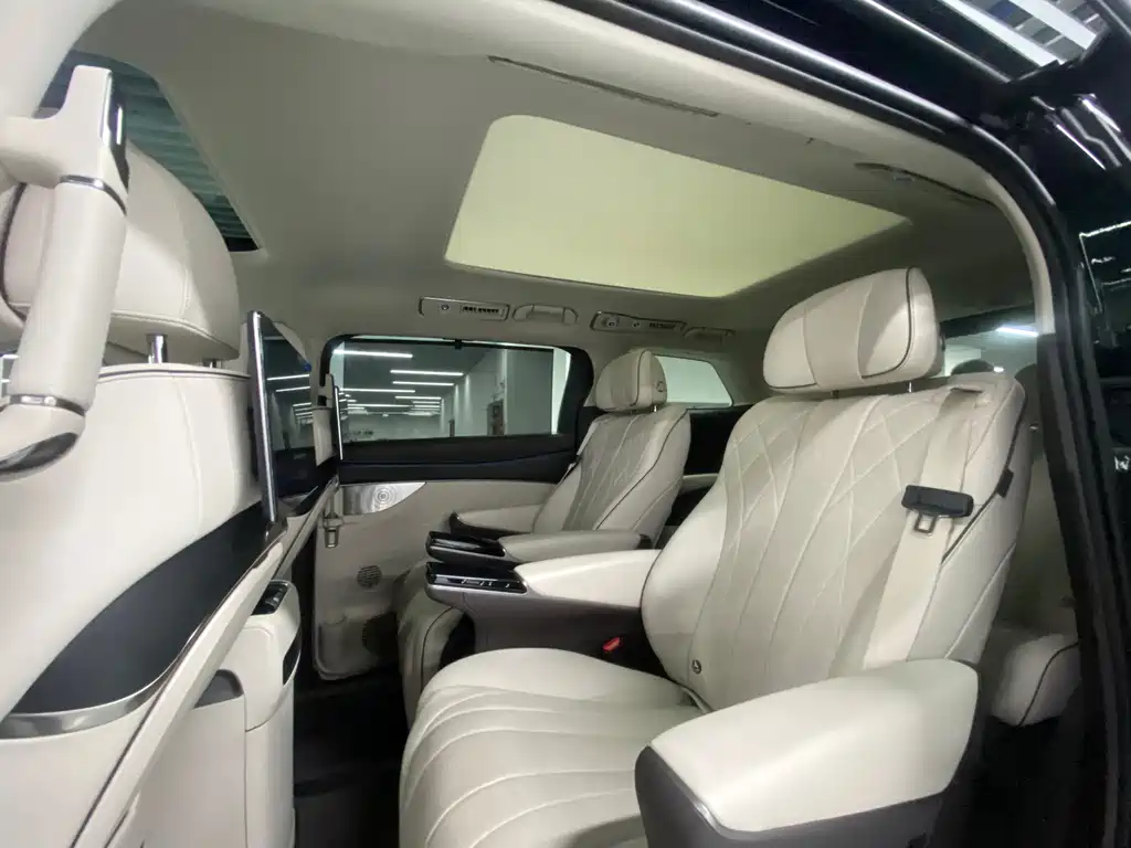 Denza D9 2024 DM-i 980 four-wheel drive premium model купить на сайте DeffCars