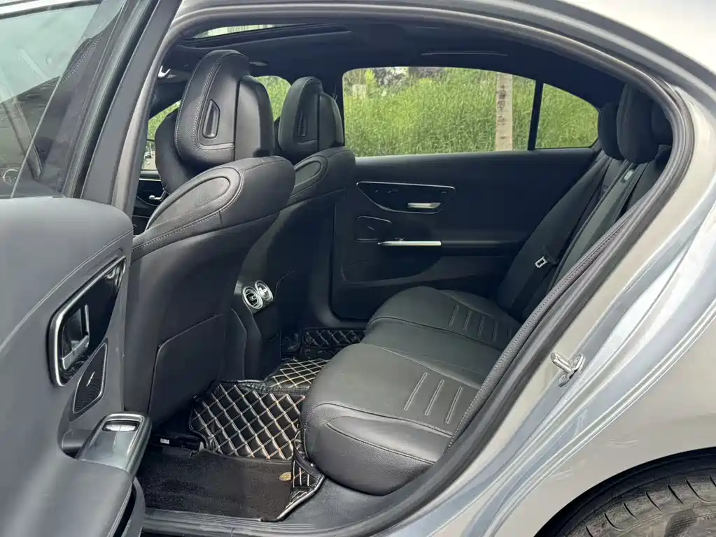 Mercedes-Benz C-Class 2023 facelift C 260 L sports version купить на сайте DeffCars