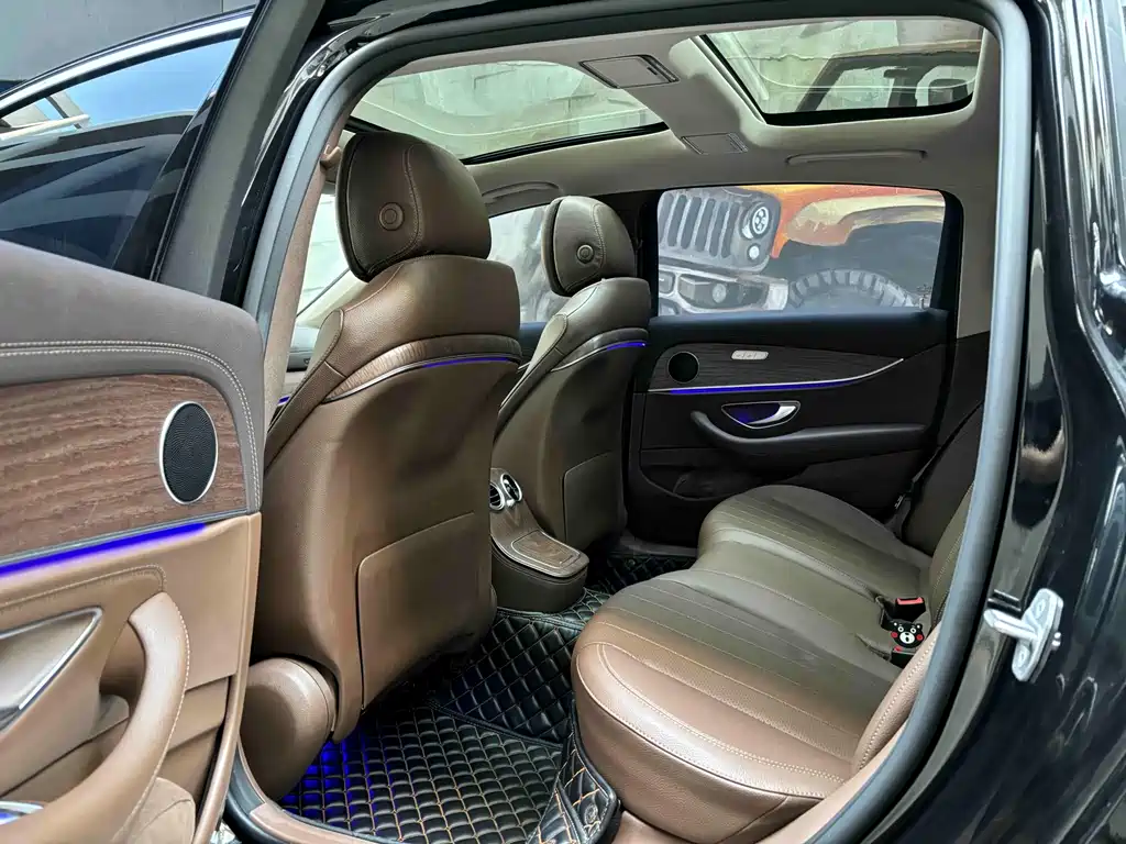 Mercedes-Benz E-Class 2021 E 260 L купить на сайте DeffCars
