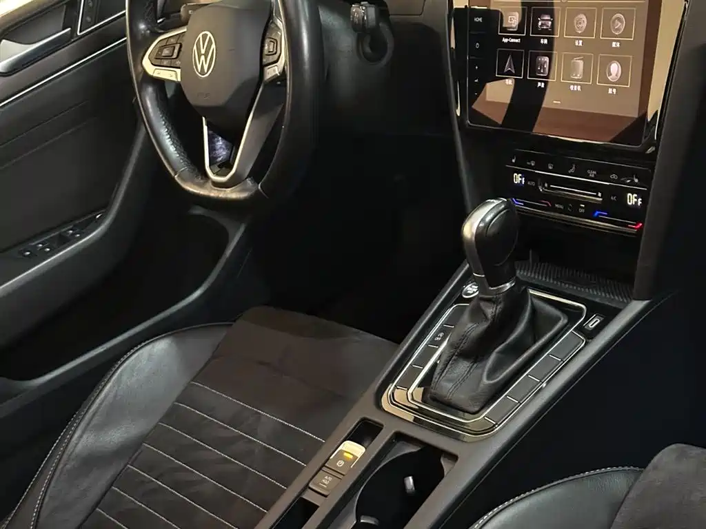 Magotan 2020 330TSI DSG luxury model купить на сайте DeffCars