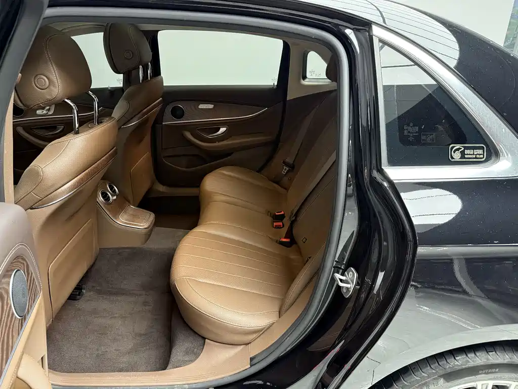 Mercedes-Benz E-Class 2023 E 300 L Fashion купить на сайте DeffCars