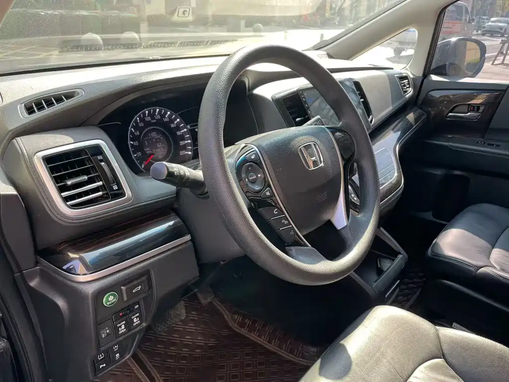 Odyssey 2018 2.4L Deluxe Edition купить на сайте DeffCars
