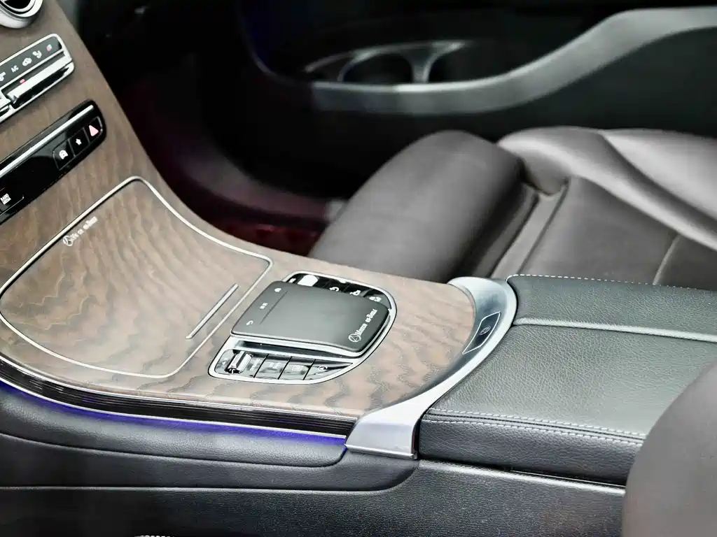 Mercedes-Benz GLC 2022 GLC 260 L 4MATIC luxury model купить на сайте DeffCars