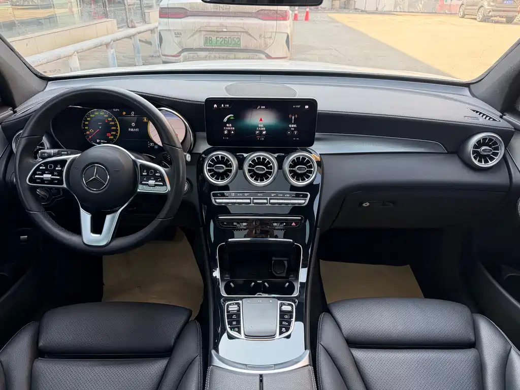 Mercedes-Benz GLC 2022 facelift three GLC 260 L 4MATIC dynamic type купить на сайте DeffCars