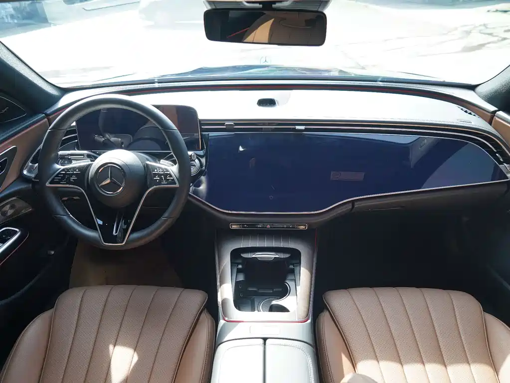 Mercedes-Benz E-Class 2024 E 300 L Luxury Model купить на сайте DeffCars