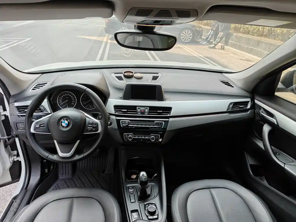 BMW X1 2018 sDrive18Li Fashion Model купить на сайте DeffCars