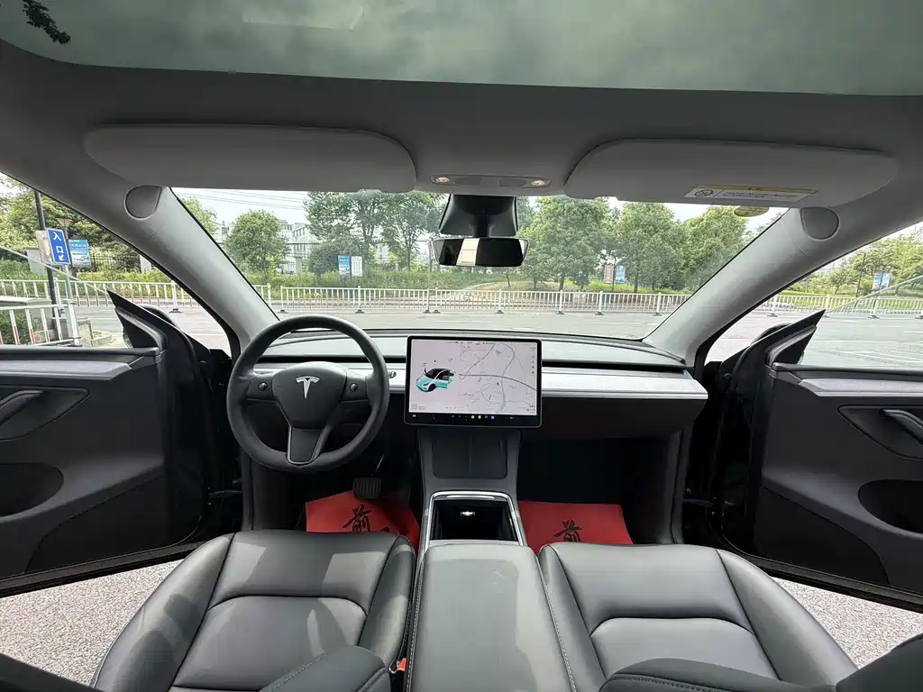 Model Y 2023 rear-wheel drive version купить на сайте DeffCars