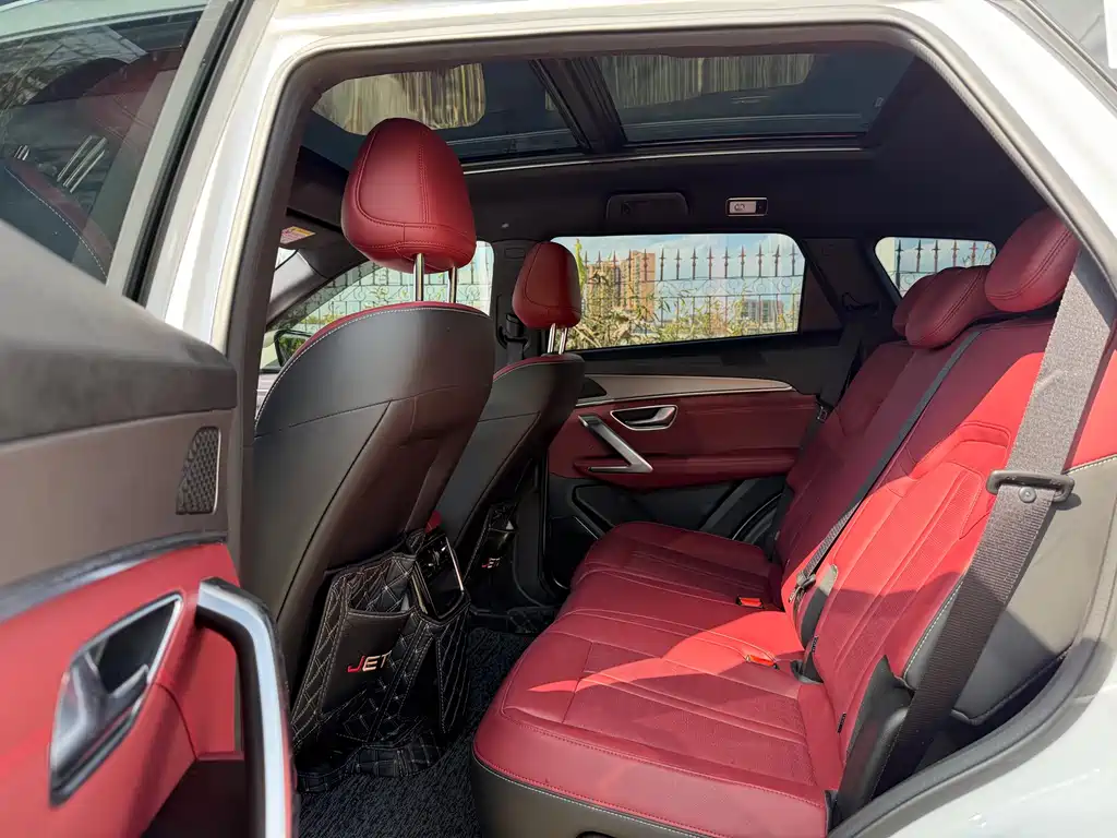 Jietu X70 PLUS 2025 1.5T Elite Edition 5 seats купить на сайте DeffCars