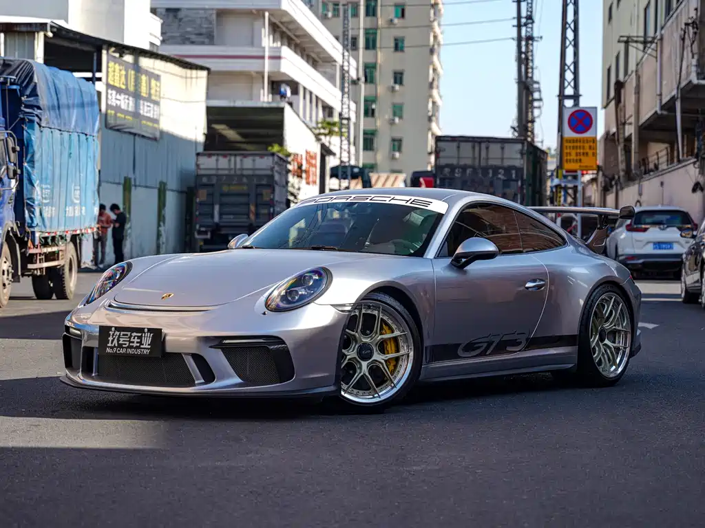 Porsche 911 2018 GT3 4.0L купить на сайте DeffCars