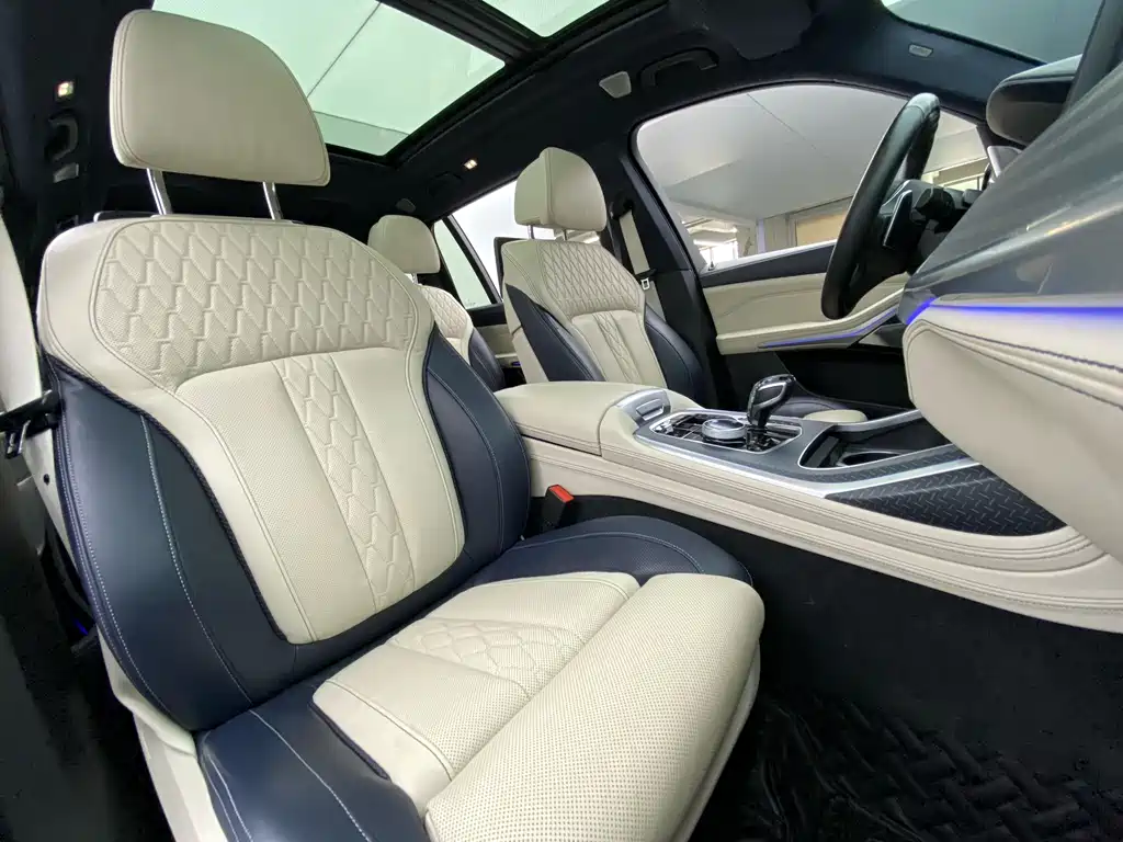 BMW X7 2020 xDrive M50i купить на сайте DeffCars