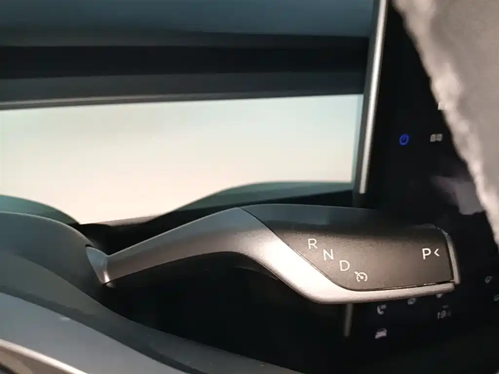 Model Y 2022 facelift rear-wheel drive version купить на сайте DeffCars
