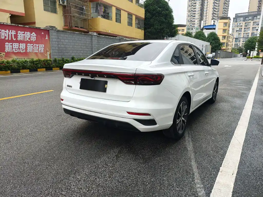 Emgrand 2022 4th generation 1.5L CVT flagship model купить на сайте DeffCars