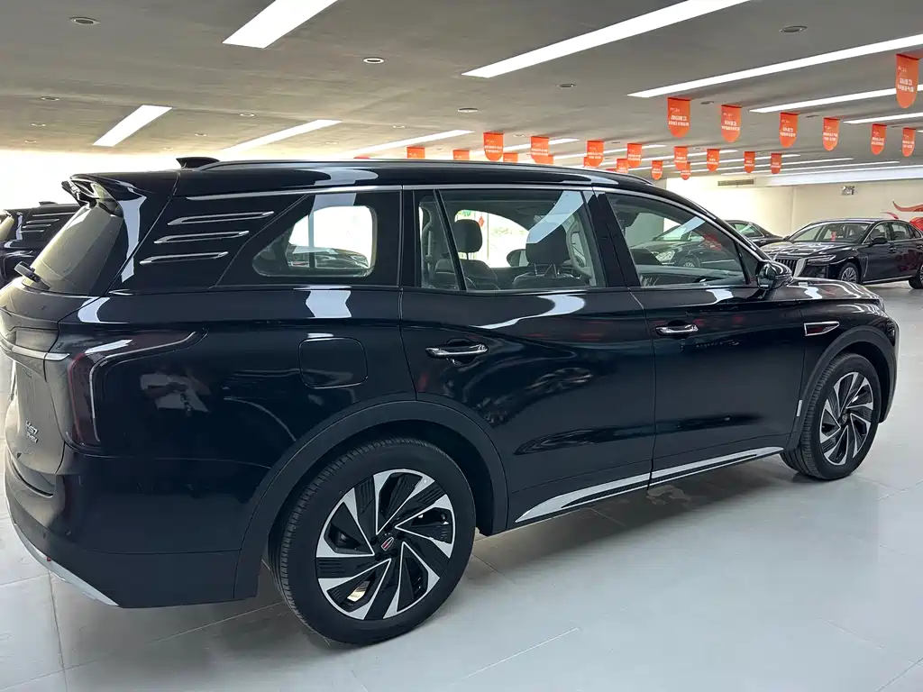 Hongqi HS7 PHEV 2024 2.0T PHEV four-wheel drive Qichang version 6 seats купить на сайте DeffCars