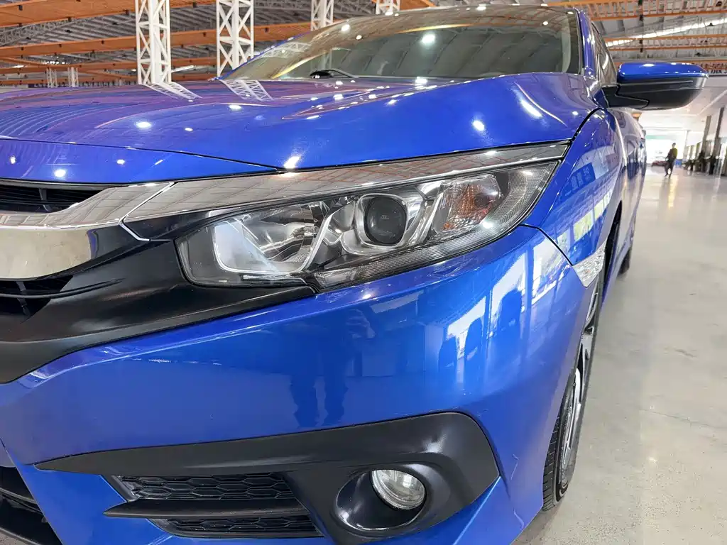 Civic 2016 220TURBO CVT Deluxe Edition купить на сайте DeffCars