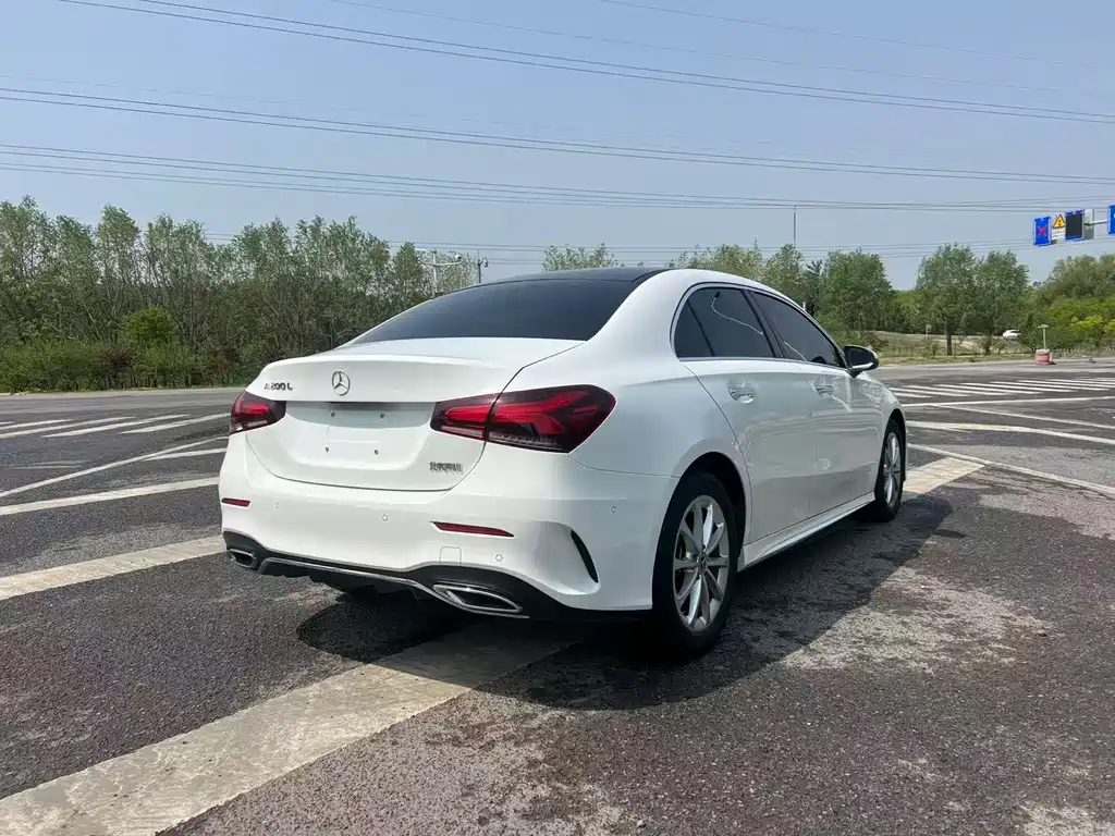Mercedes-Benz A-Class 2022 A 200 L Sports Sedan Fashionable купить на сайте DeffCars