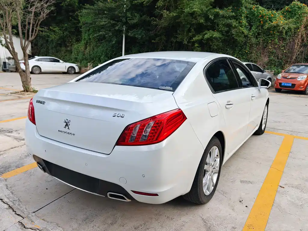 Peugeot 508 2012 2.0L automatic luxury version купить на сайте DeffCars