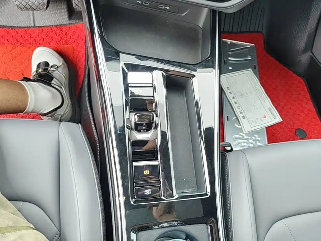Lingdu 2026 Lingdu L 300TSI Lingfeng Edition купить на сайте DeffCars
