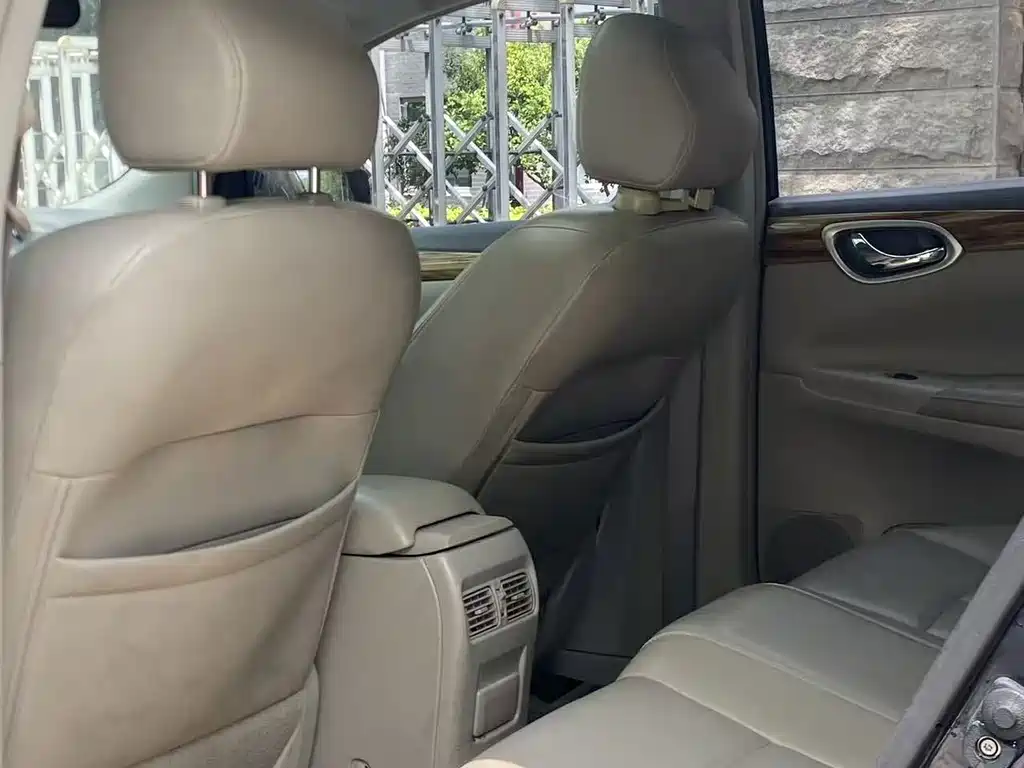 Sylphy 2014 1.6XV CVT Exclusive Edition купить на сайте DeffCars