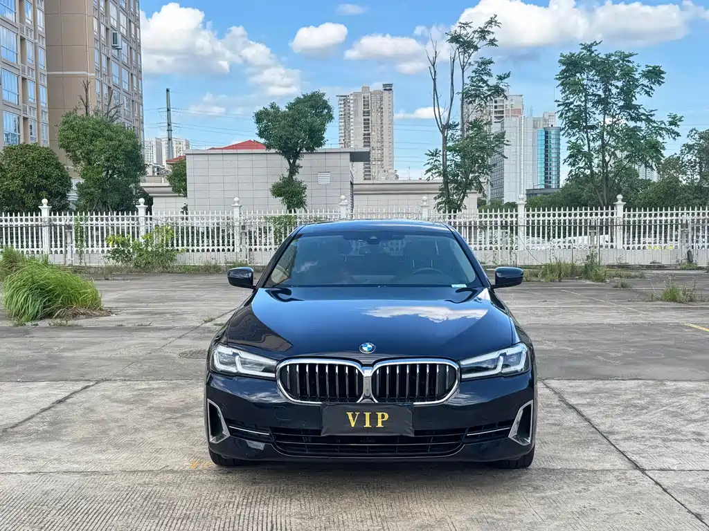 BMW 5 Series 2023 530Li Leading Luxury Package купить на сайте DeffCars