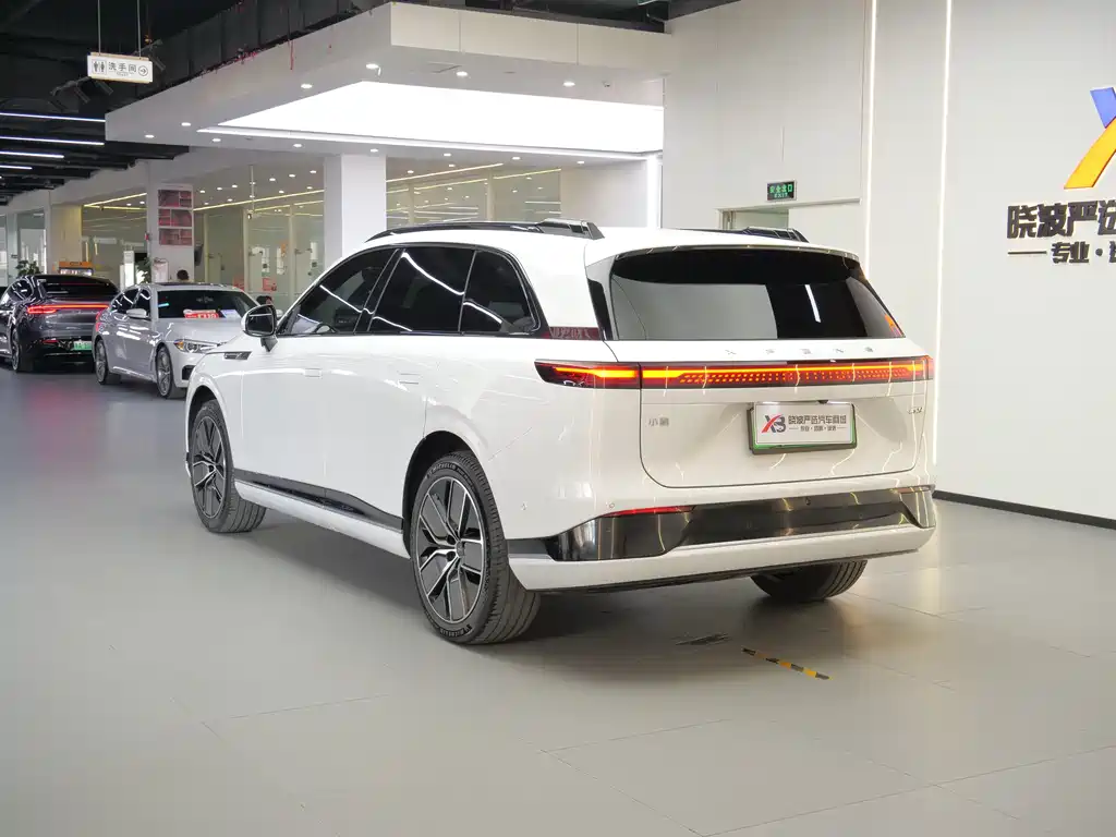 Xpeng G9 2022 702 Pro купить на сайте DeffCars