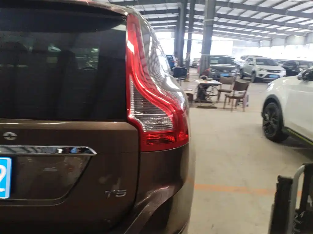 Volvo XC60 2016 T5 Zhiyuan Edition купить на сайте DeffCars