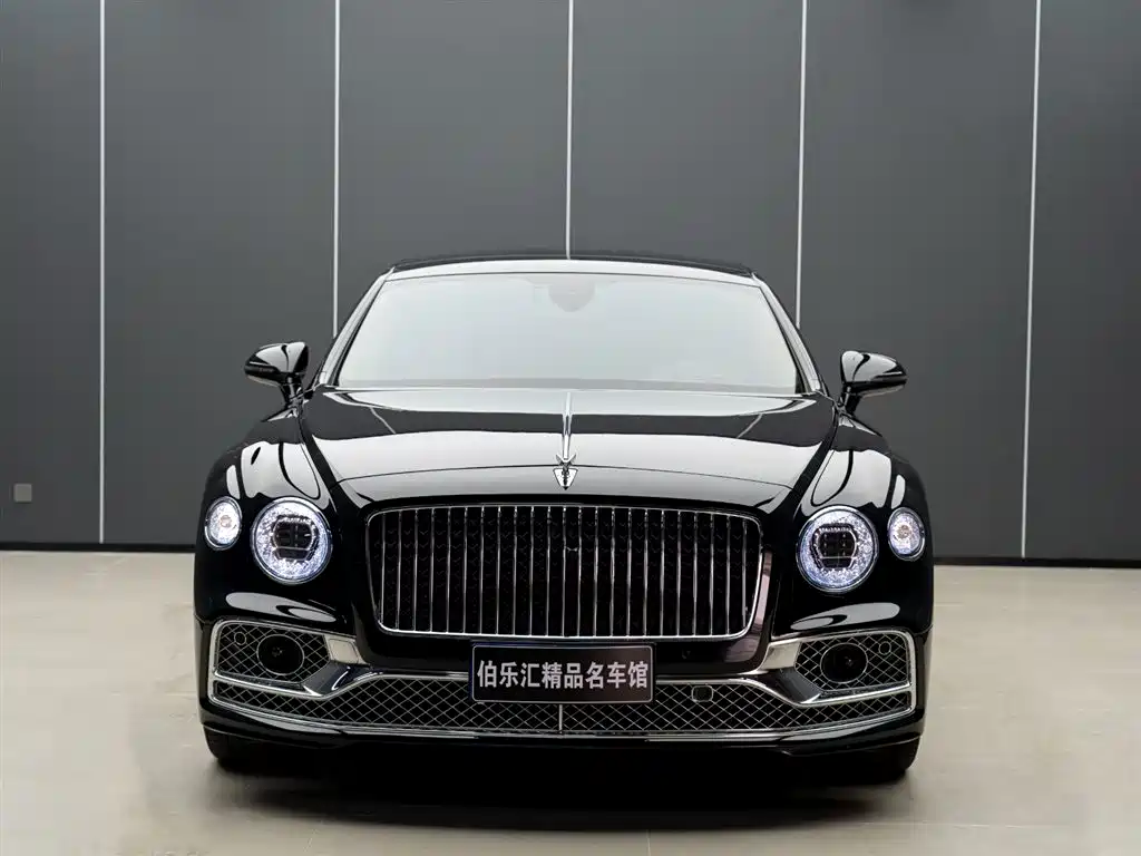 Flying Spur 2022 4.0T V8 Standard Edition купить на сайте DeffCars